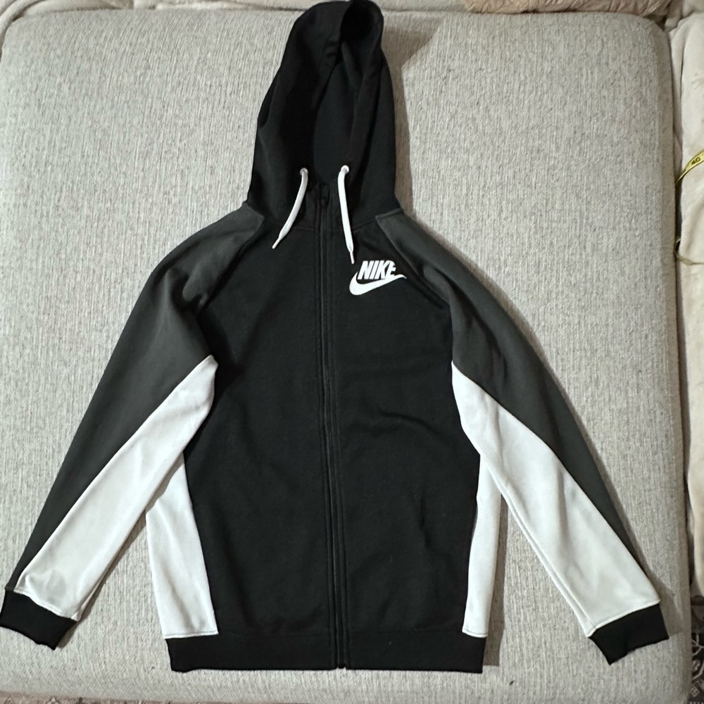 Men’s Nike Black, White and Gray  Zip-Up Hoodie Size Smalll